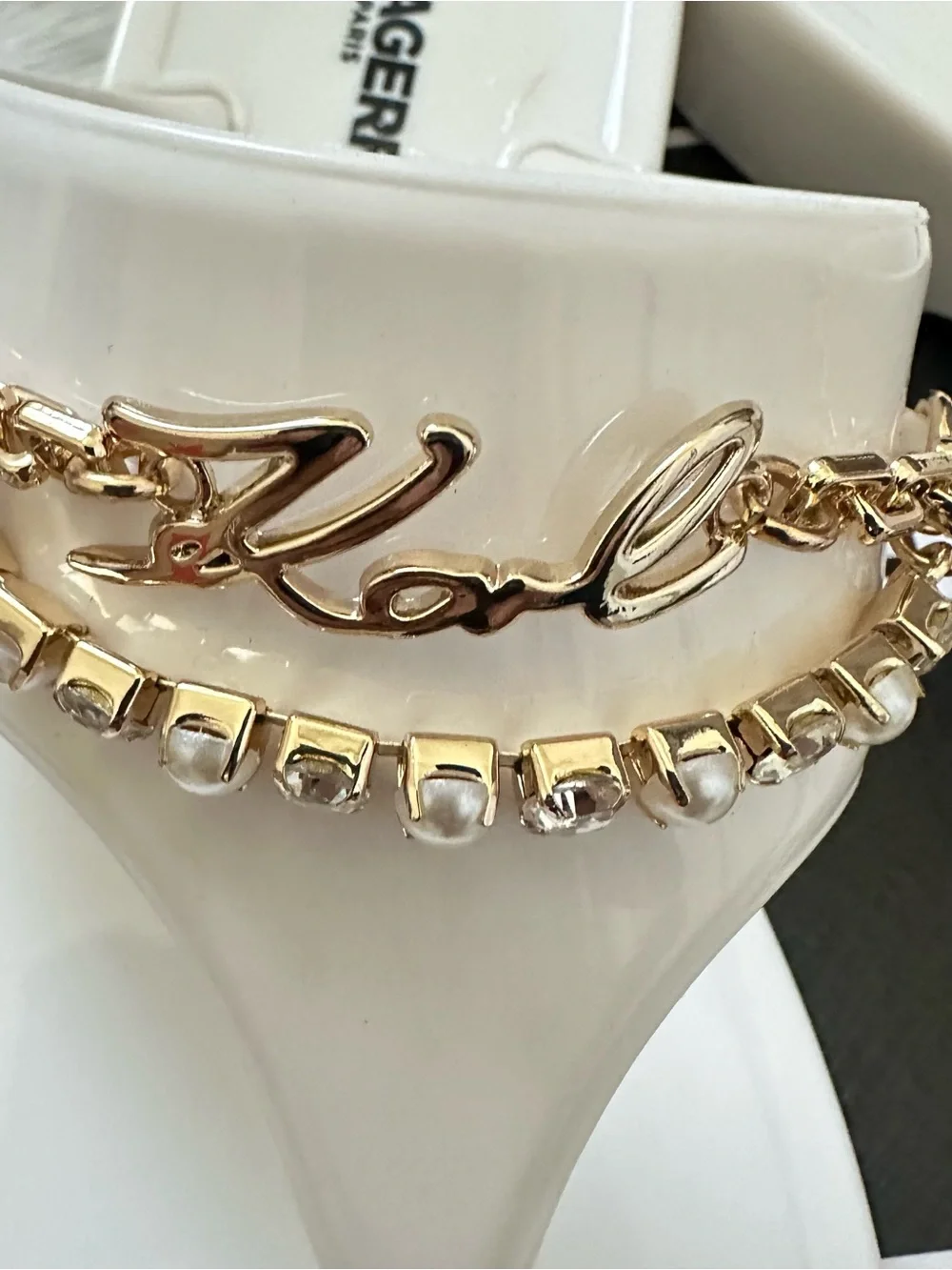 Karl Lagerfeld White Jelly Thong Sandals with Gold Chain & Crystal Trim 7M